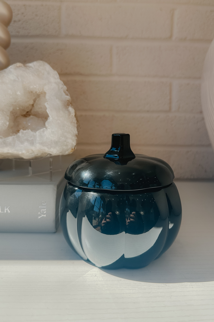 14oz Black Pumpkin Candle