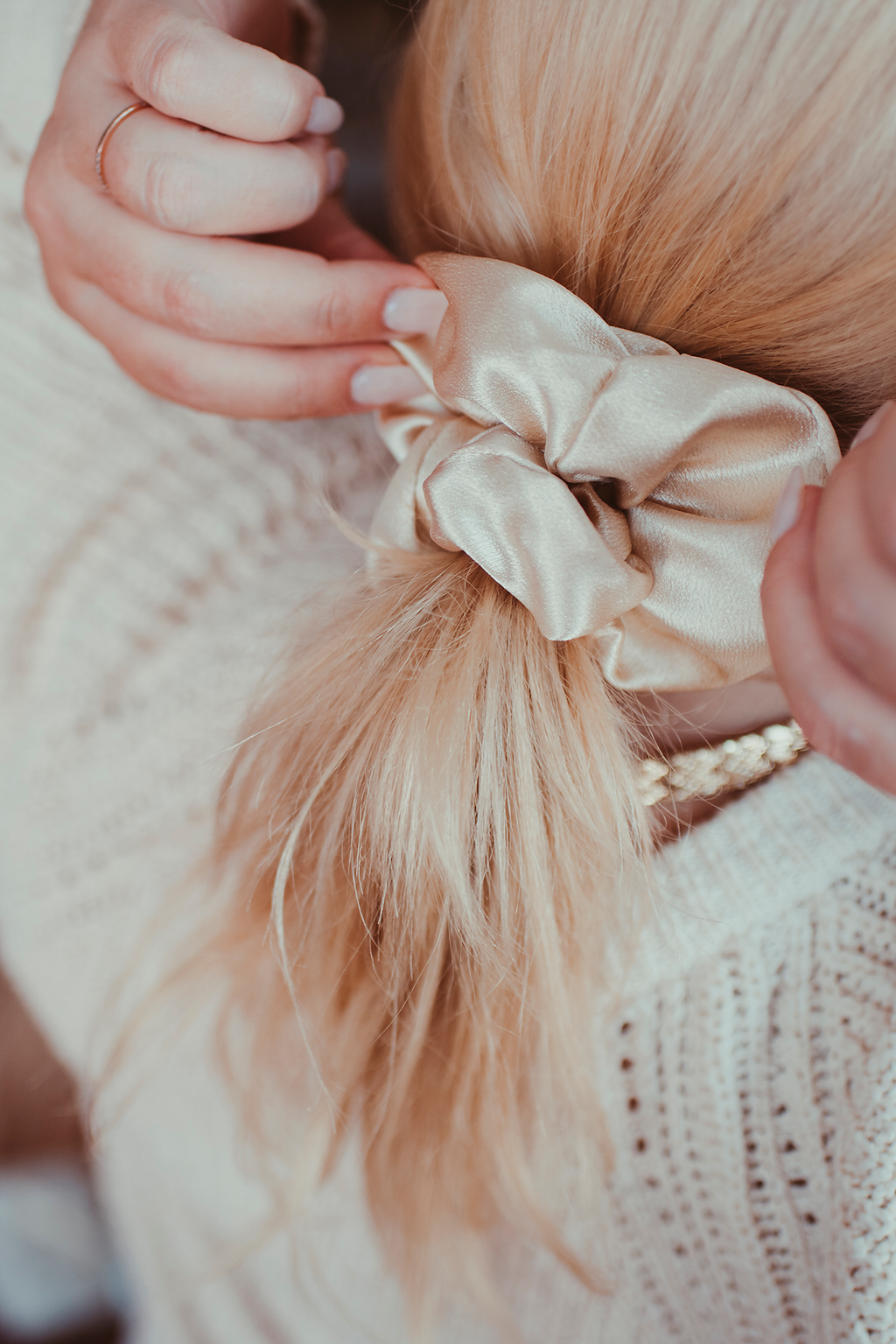 100% Silk Scrunchie